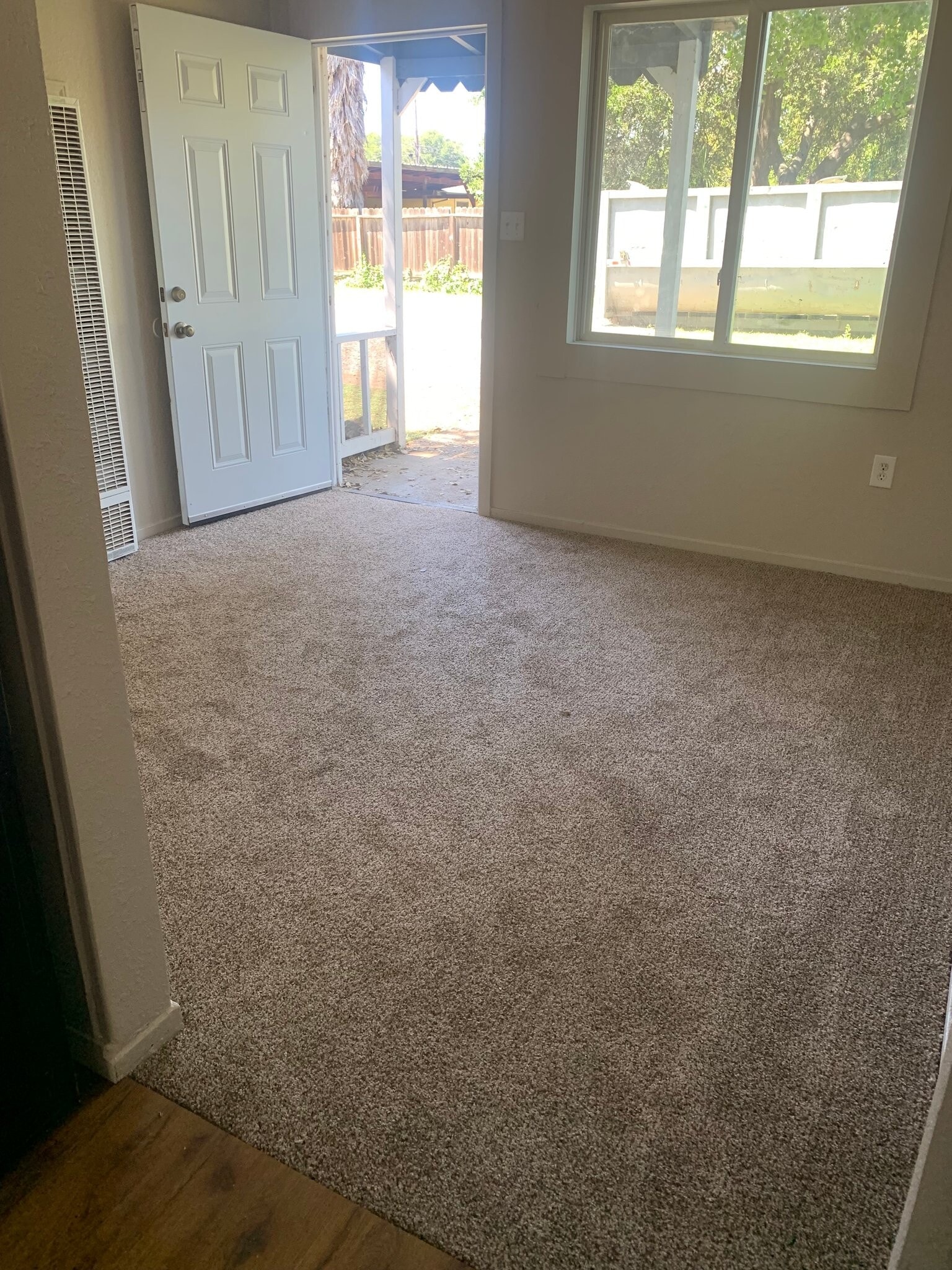 Building Photo - 802 Brigham Ave