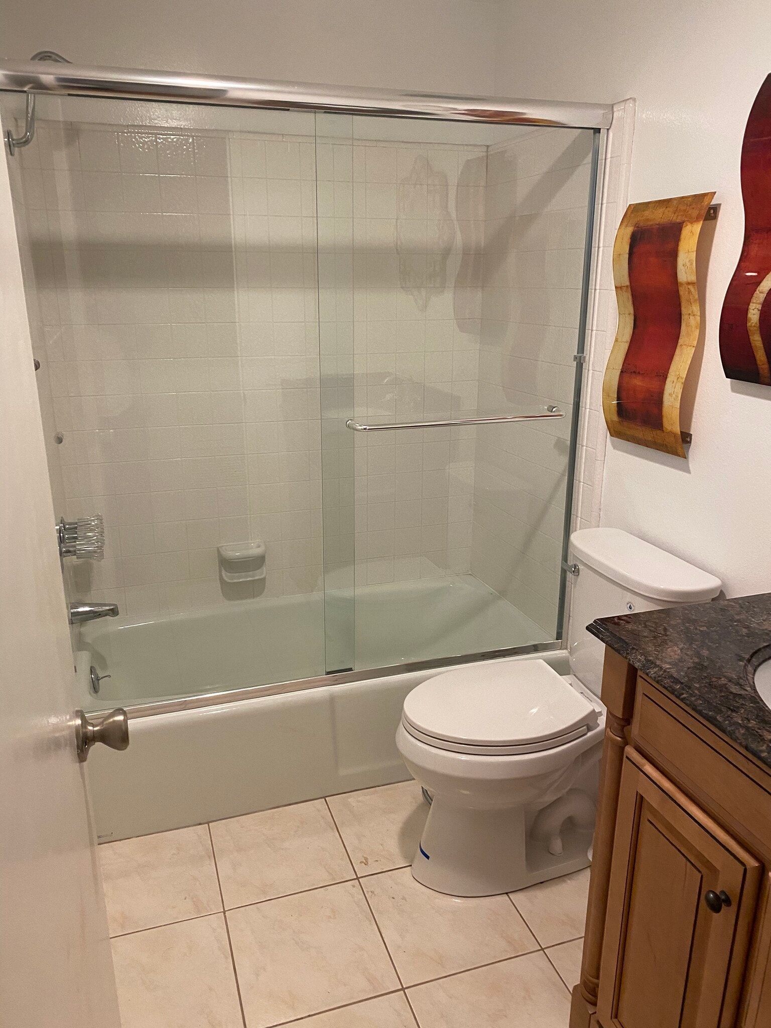 Building Photo - 10650 Holman Ave