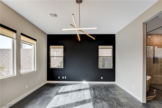 Building Photo - 11837 Grassy Pln Ave
