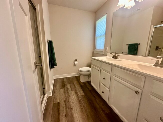 Building Photo - 2923 Hepburn Cir
