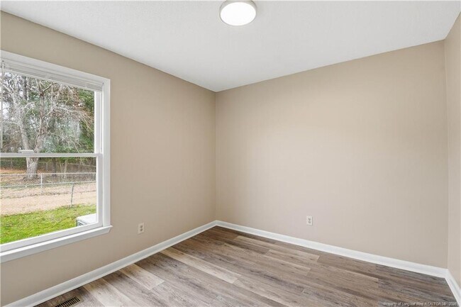 Building Photo - 6813 Foxton Ct
