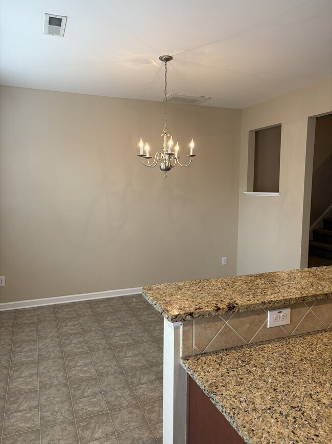 Building Photo - 3605 Landshire View Lane