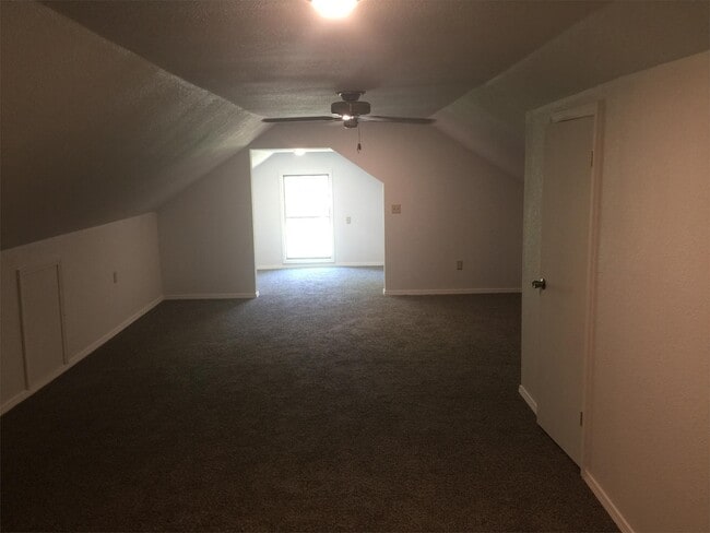 Building Photo - 1202 N College Ave