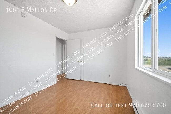 Building Photo - 1064 E Mallon Dr