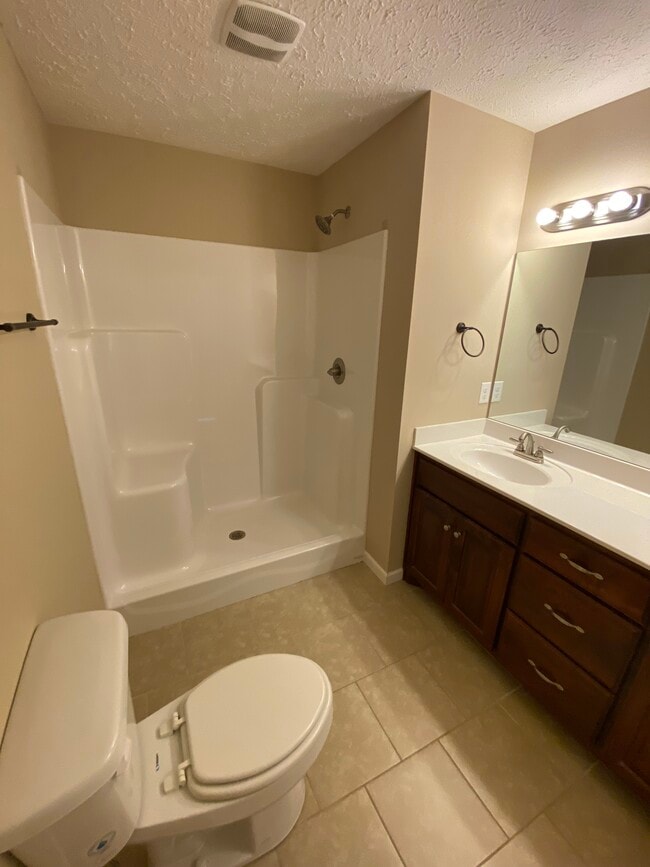 Building Photo - 367 Hendrixson Dr