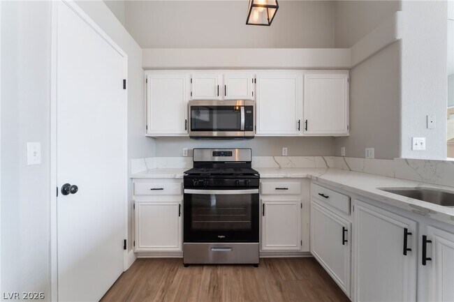 Building Photo - 6201 E Lake Mead Blvd