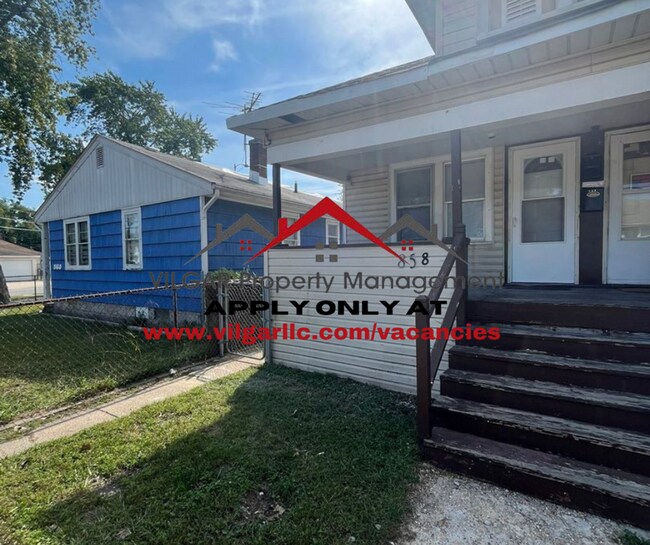 Building Photo - 858-858 Wilcox St