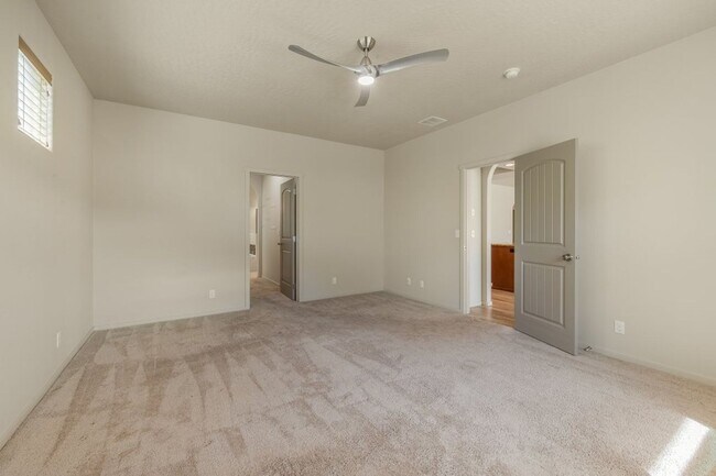 Building Photo - 3 bed with Office Rancher in the Landings Neighborhood