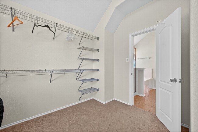 Building Photo - 21583 Rose Mill Dr
