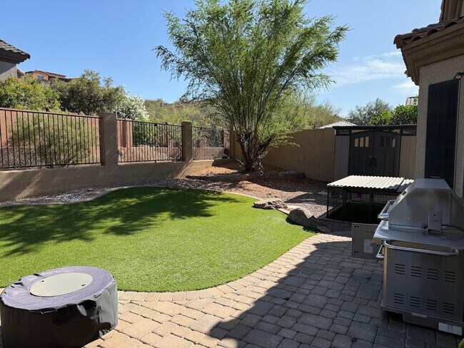 Building Photo - 6602 W Molly Ln