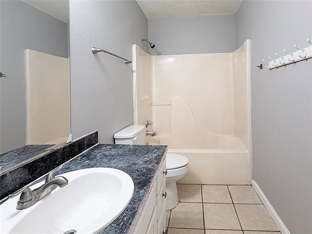 Building Photo - 4338 Forest Point Dr