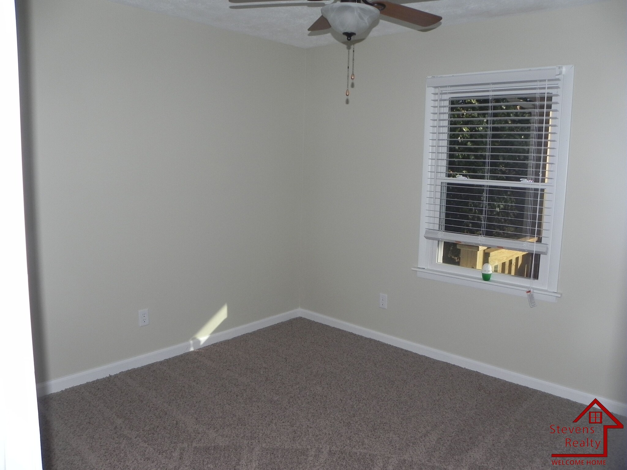 Building Photo - 54 Big Springs Cir