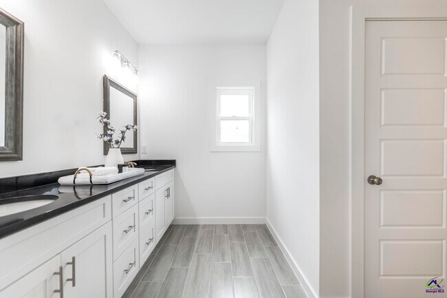 Building Photo - 106 Leisure Pointe Rd