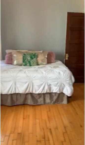 Building Photo - 2956 N Prospect Ave