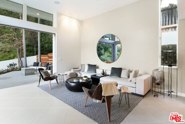 Building Photo - 10486 Sandal Ln