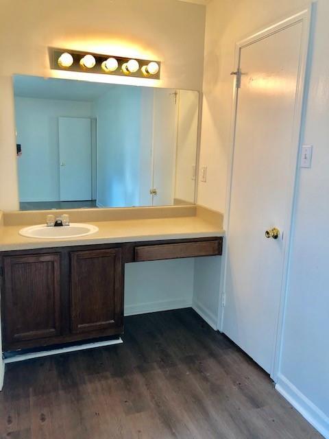 Building Photo - 6701 Dickens Ferry Rd