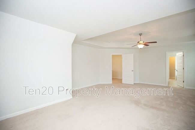 Building Photo - 10258 Green Meadow Ct