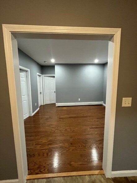 Building Photo - 89 3rd St