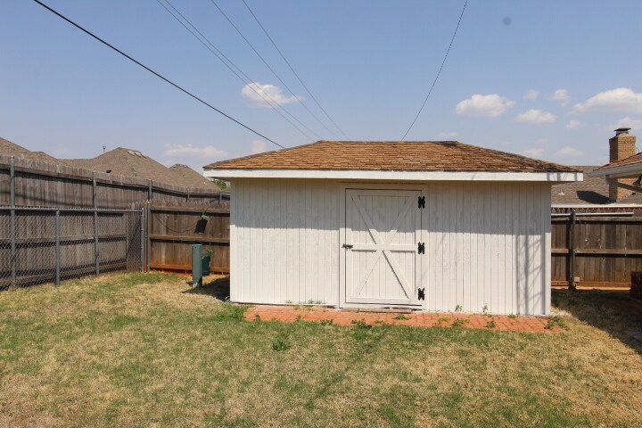 Building Photo - 5613 NW 115th St