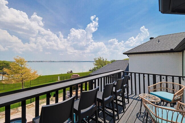 Building Photo - 4710 Scenic Dr