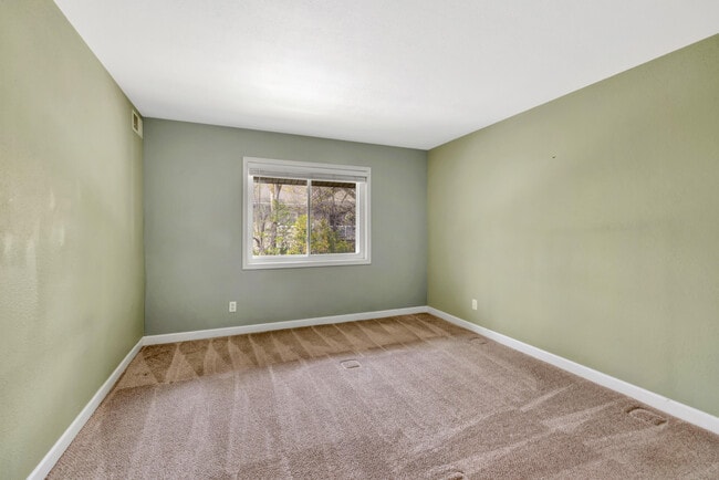 Building Photo - 7220 Fond du Lac Ave
