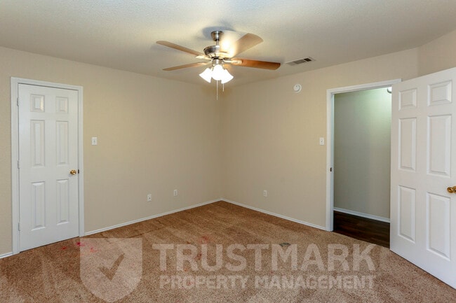 Building Photo - 2115 Wickiup Trail