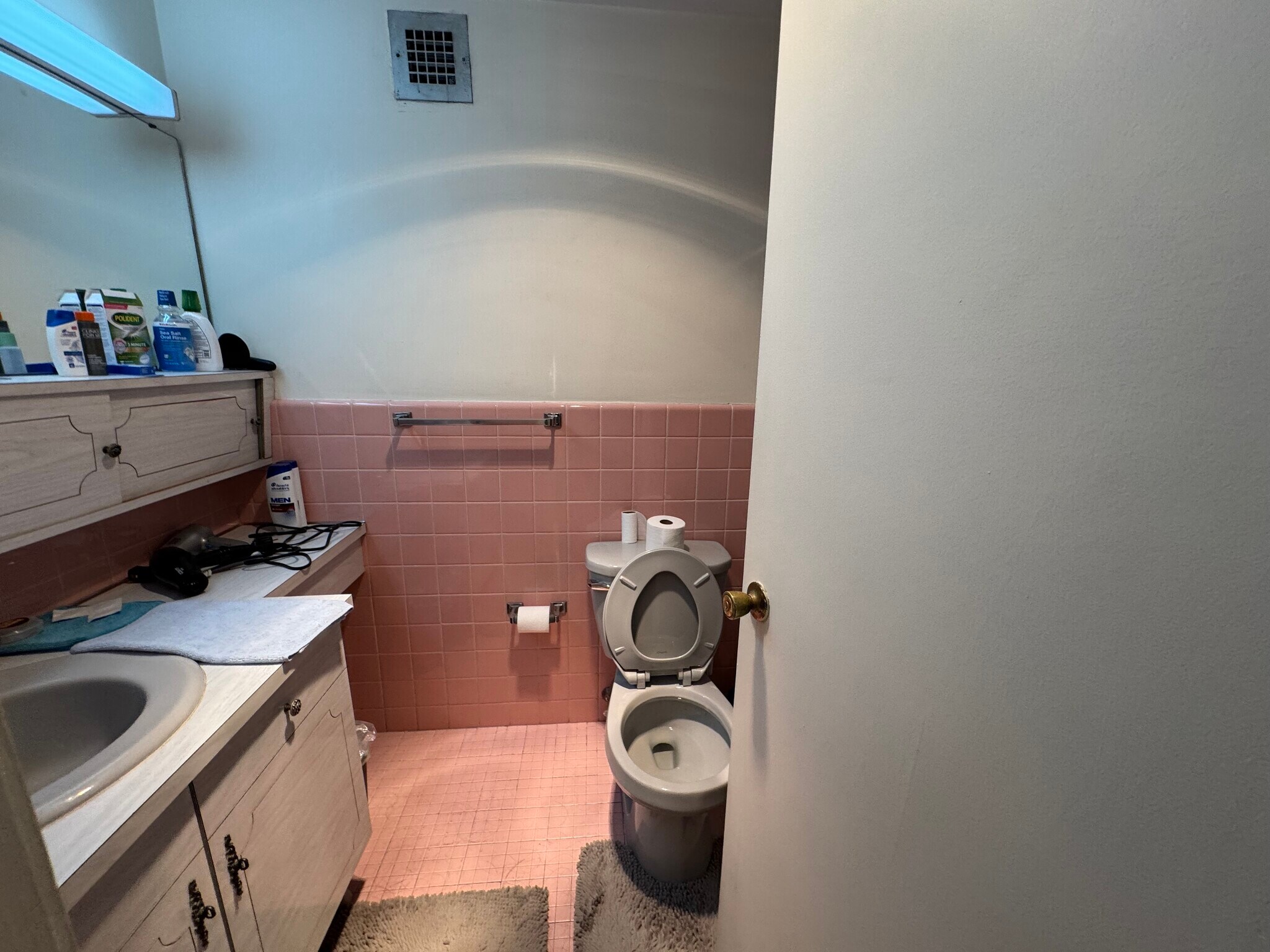 Building Photo - 165 Chiswick Rd