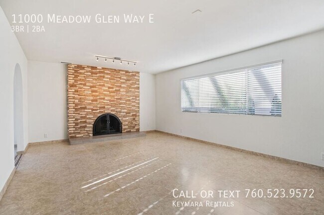 Building Photo - 11000 Meadow Glen Way E