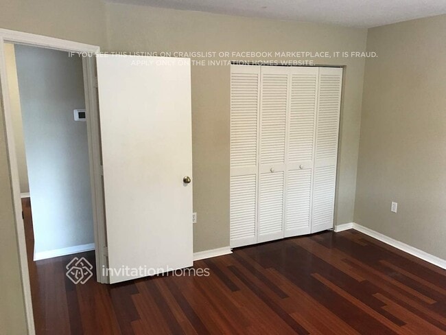 Building Photo - 11205 Sunview Way