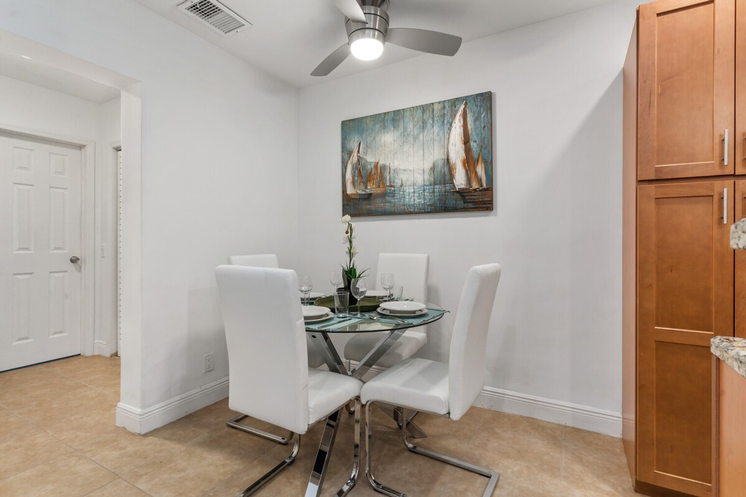 Building Photo - 2400 S Ocean Dr