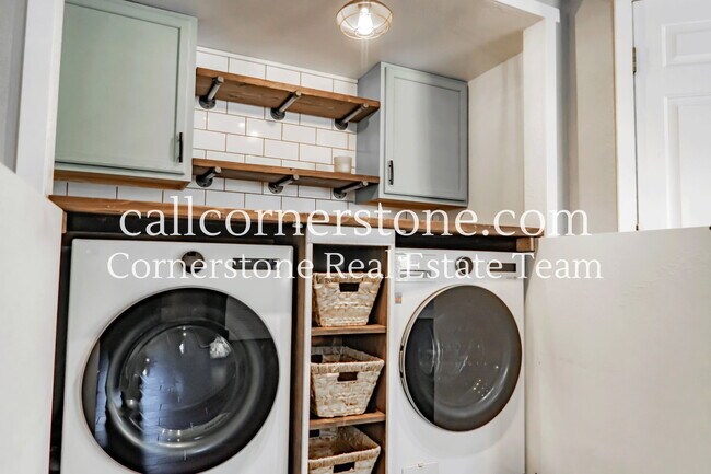 Building Photo - 1526 Chutney Ct