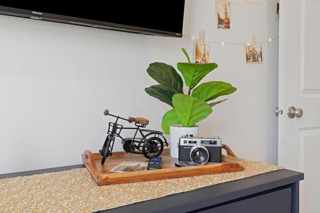 Building Photo - 3806 Winged Dove St