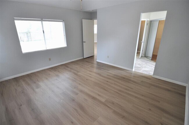 Building Photo - 602 Timbergrove Ct