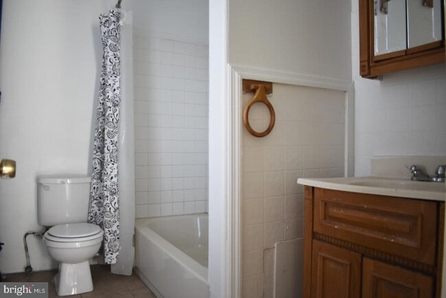 Building Photo - 6031 Market St