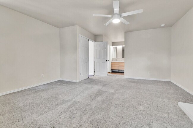 Building Photo - $2,795.00 - 4 Bedroom, 3 Bathroom, Single ...