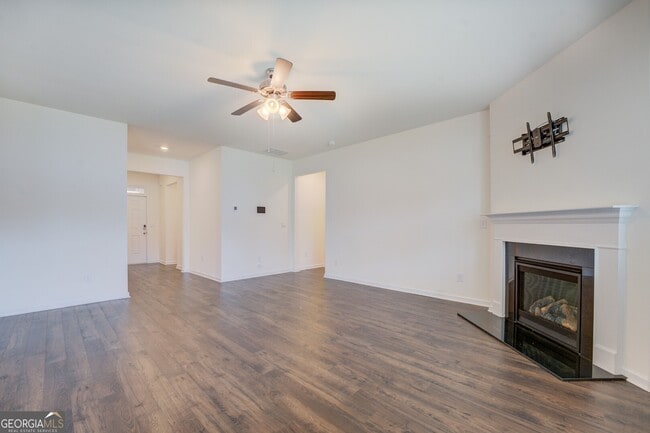 Building Photo - 4113 Spencer Ln