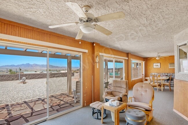 Building Photo - FURNISHED AVAILABLE OCTOBER 2025 - MAY 2026