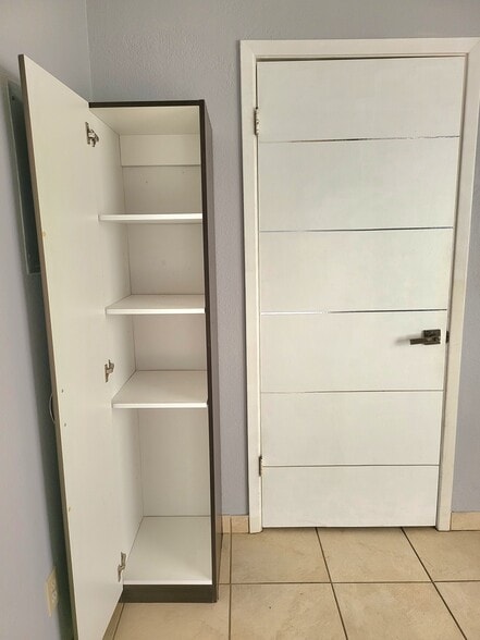 Building Photo - 312 Gastel Cir