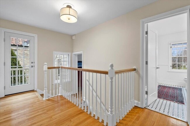 Building Photo - 3916 N Ridgefield Cir