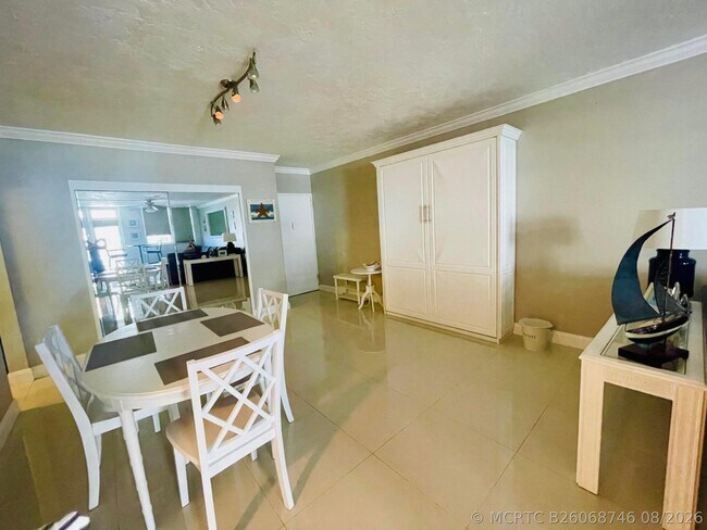 Building Photo - 4250 Galt Ocean Dr