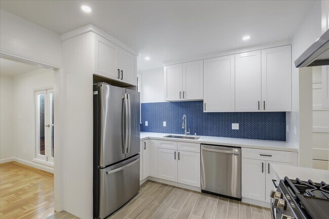 Building Photo - 1487 34th Ave