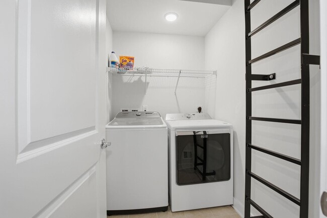 Building Photo - 13367 Launders St