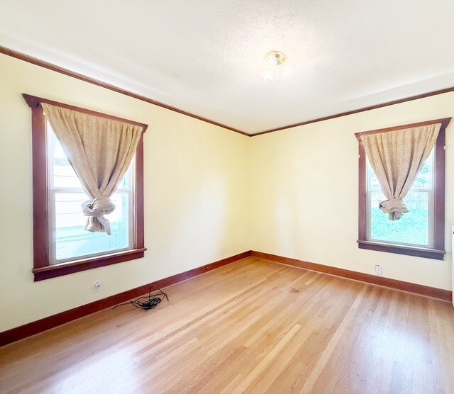 Building Photo - 1218 Gregory Way