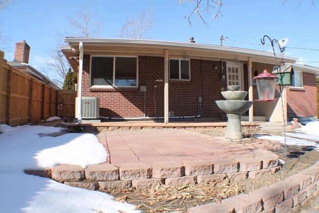 Building Photo - 6482 Zephyr St