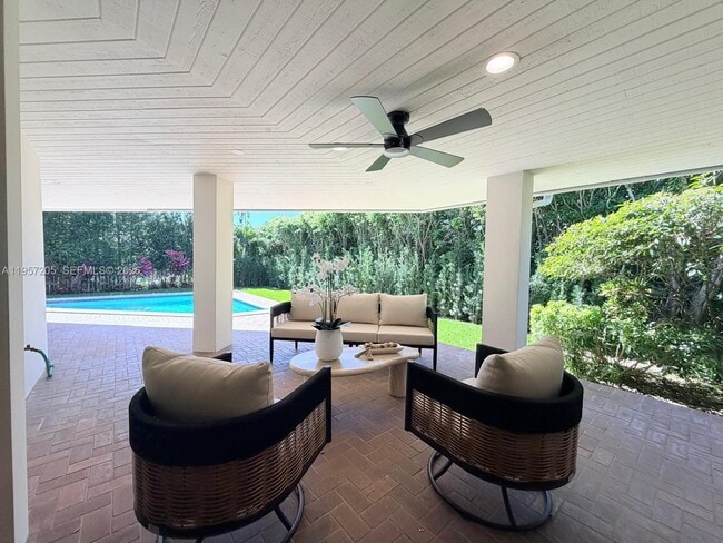 Building Photo - 301 Isla Dorada Blvd