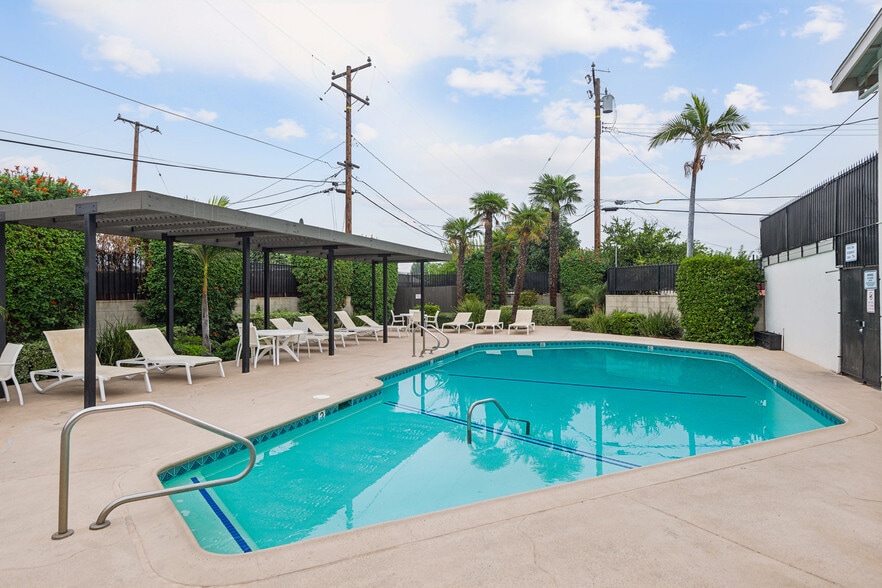 Building Photo - 15743 Francisquito Ave