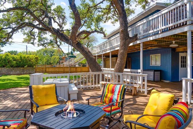 Primary Photo - 1322 Amanda