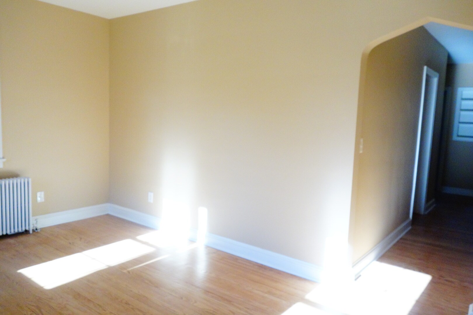 Building Photo - 8413 Flower Ave