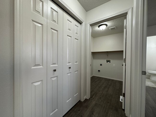 Building Photo - Terrace Duplex