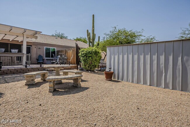 Building Photo - 15205 N Ivory Dr